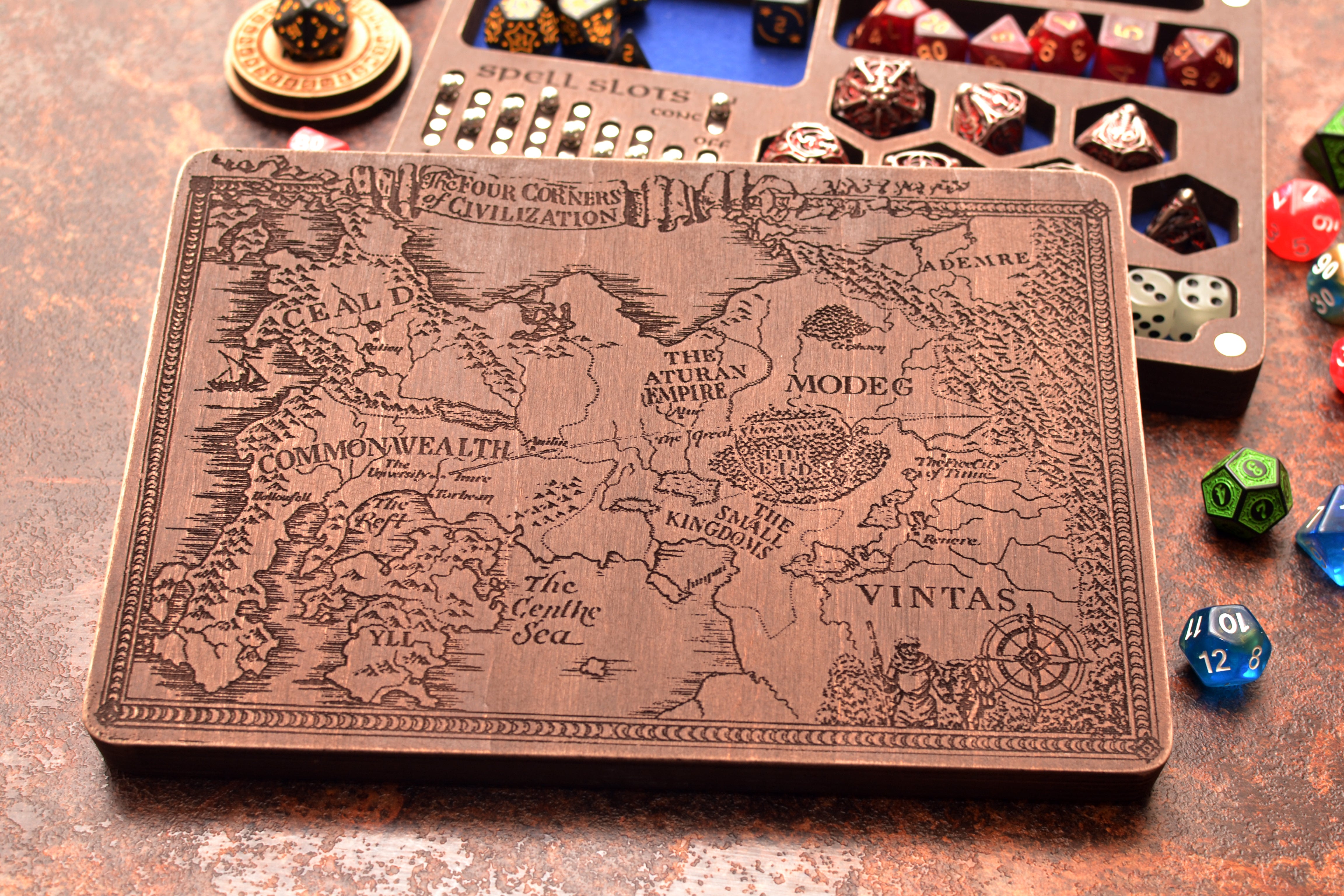 Handcrafted wooden dice box and tray, Dungeons & Dragons fans. Idea as a Wyvern Dice Vault.