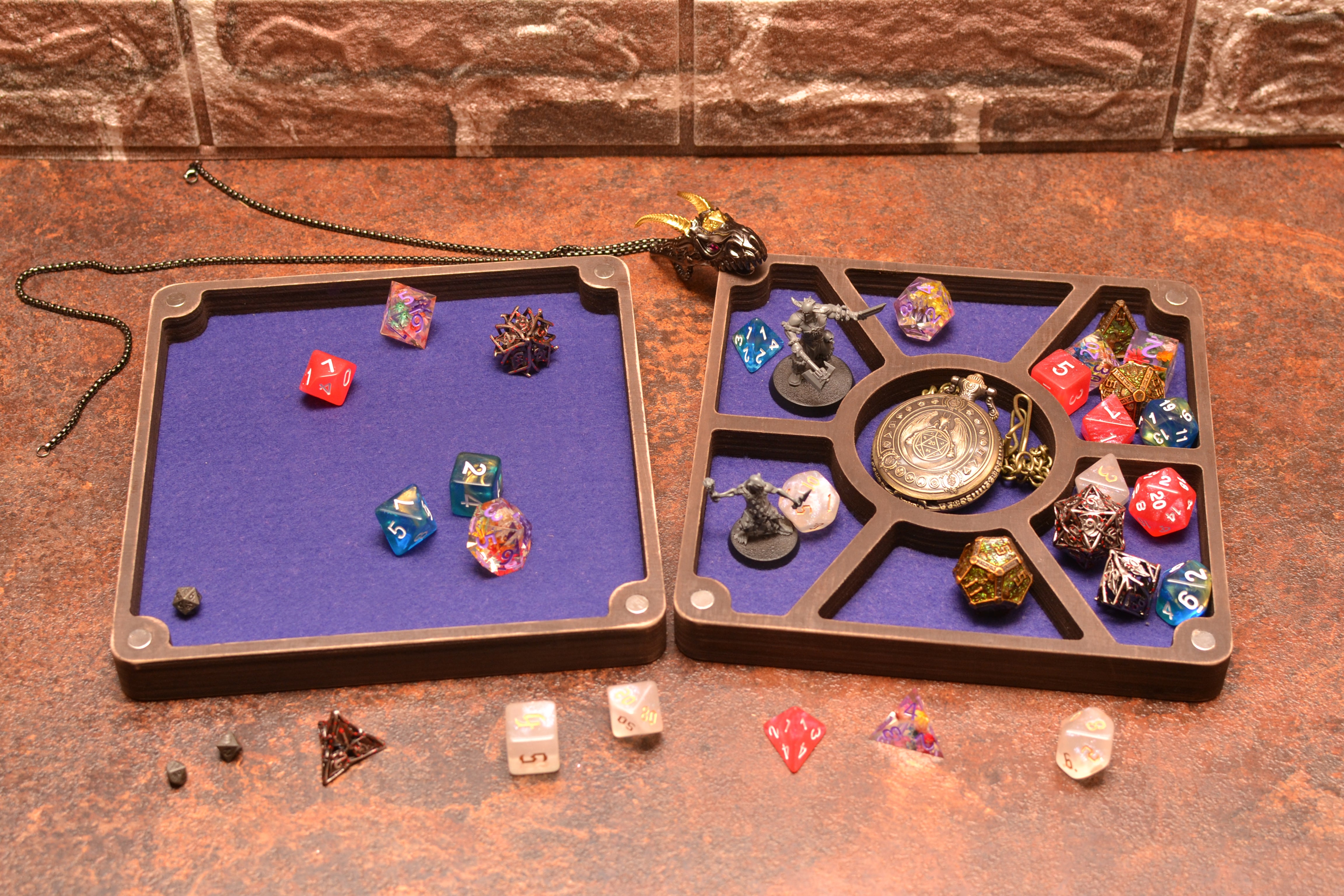 Personalized Wood Dice Box and Tray Set: Dungeons and Dragons Storage